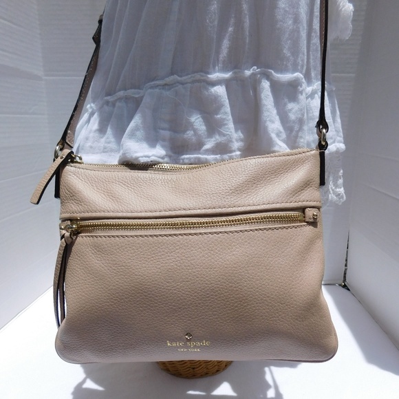 kate spade Handbags - KATE SPADE SOFT PINK LEATHER SMALL CROSSBODY PURSE